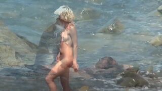 Real naked beaches nude! - 2 image