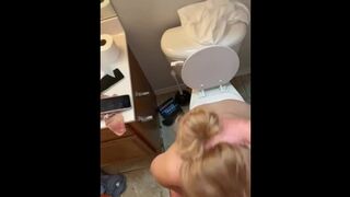 Wife gives Head previous to that babe Acquires in the Bathroom - 1 image