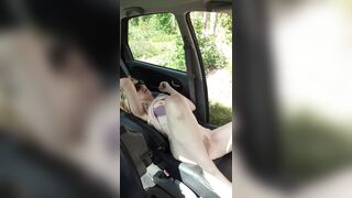 Quick fuck in the car. - 4 image