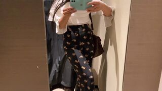 Shopping mall's fitting room sexually excited masturbate - 2 image