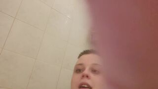 THROATPIE angel deepthroat blow job in the shower. Valuable beauty - 4 image