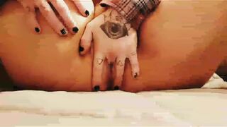 Tattooed PAWG fingers her constricted twat for u - 13 image