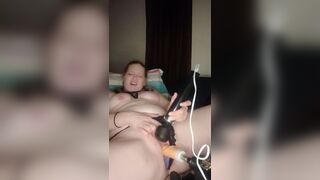 Pierced mother i'd like to fuck redhead with pumping machine - 4 image