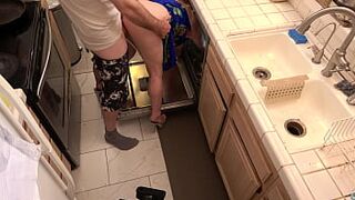 stepmom stuck in the dishwasher - 1 image