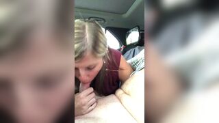 RISKY ROADSIDE Blow Job and Tugjob with a SEXY mother I'd like to fuck! - 6 image
