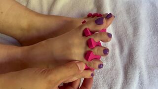Hawt female feet nail polish - 15 image