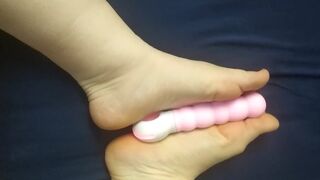 crave me to play with your toy as I give footjob to my owntoys???? - 14 image