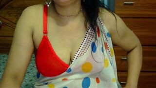 Indian girl showing her boobs - 7 image