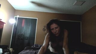 Sexiest Milf Squirt Session - 6 image