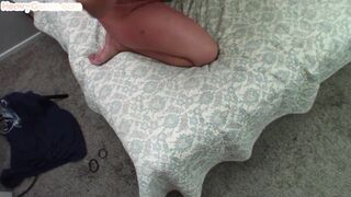 Real bigbutt Gonzo amateur MILGF rides cock in home video