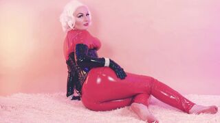 CowGirl Masturbation and Latex Fetish, big ass MILF Arya Grander