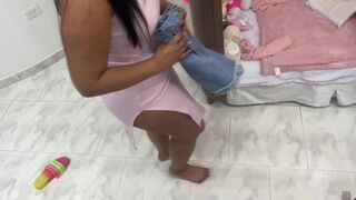 Surprising my voluptuous stepmother by changing clothes