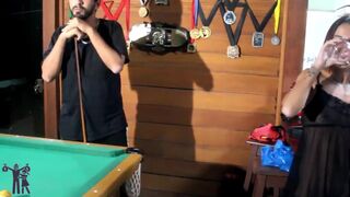 Me wanting to fuck and my husband wanting to drink, I'm going to give it to his friend while he doesn't see