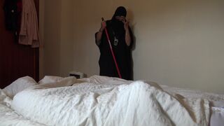 Muslim maid has sex with big black cock in a hotel room - 2 image