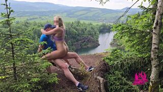 A wife cheats on her husband on a bicycle trip. - 11 image