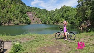 A wife cheats on her husband on a bicycle trip. - 3 image