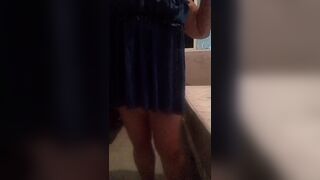 Mature stepmother trying on lingerie and sends the video to her stepson - 3 image