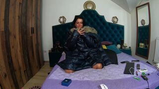 Milfycalla-i Can't Get Enough of Masturbating with This Green Fur Long Jacket 189