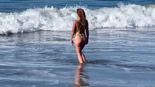 5 Minutes of Hot MILF