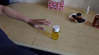 "My God, are you so brave!?"I plucked up the courage and touched my best friend's mom's pussy. - 4 image