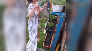 Gardening without t-shirt! - 7 image
