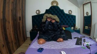 Preview-milfycalla-i Can't Get Enough of Masturbating with This Green Fur Long Jacket 189