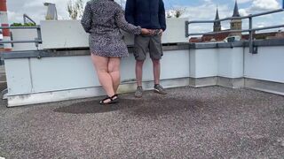 No matter how hard the plump mother-in-law tried, pissing splashed all over her legs