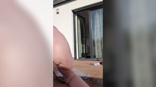 Milf Julie 12 Seconds Squirt