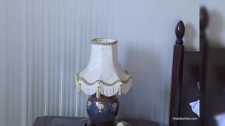 Amateur Wife Gets a Fuck After Her Casting Photoshoot