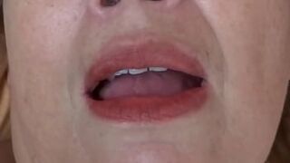 I cum on my girlfriend's stepmom's tits, she masturbates in front of me