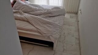 Husband had to go away early morning and he left a message to his friend where he asked to wake up wife who was still in bed - 2 image