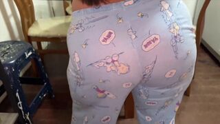 Mother-in-law shows off BIG ASS to son-in-law who ends up fucking her - 4 image