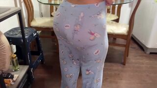 Mother-in-law shows off BIG ASS to son-in-law who ends up fucking her - 5 image