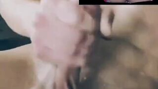 Cum tribute on my sexy aunty pussy I can't control my voice loudly.