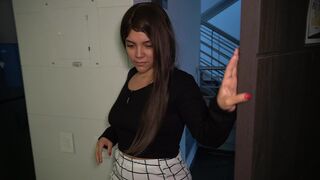 My friend's girlfriend celebrates friendship with sex - 1 image