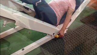 invite the big ass from the gym after her leg routine