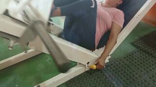 invite the big ass from the gym after her leg routine