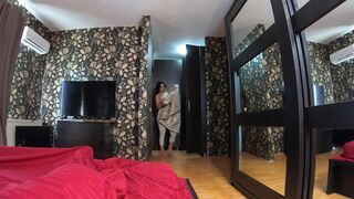 Preview-milfycalla- Yoga Pants, Cameltoe and Cumshots on My Downjackets 196