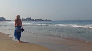 Amateur Mature Wife Enjoys Naked Posing and Sex After Walking