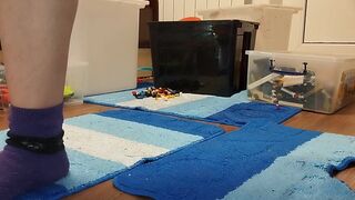 Sexy mom cleans the house naked.