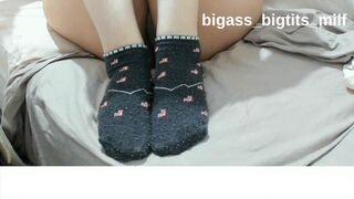 Watch bigass_bigtits_milf's kinky socks, feet, and feet fetish - Socks, Feet, Fetish, Foot