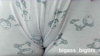 Watch this curvy European MILF play with her camel toe in a hot homemade camgirl video