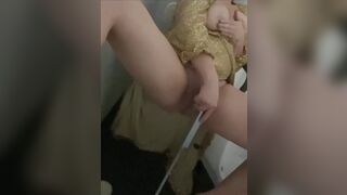 Arabian Snowwhite's cosplay makes her shower with pleasure by water pressure - 15 image