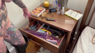Watch Carrie Capri's Massive Natural Tits Bounce While She Masturbates with a Huge Dildo - 5 image