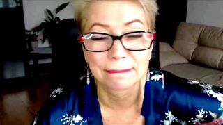 Stepmom AimeeParadise gets her pretty blonde pussy clapped by lucky stud on cam - 3 image