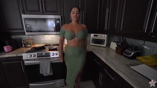 Stepson's massive cock drills stepmom's massive tits & ass in Real Sex Tonight on Fuckdate - 2 image