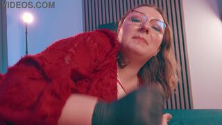 Watch Mycurves dominate her submissive slave with a black glove while milking him dry - 9 image
